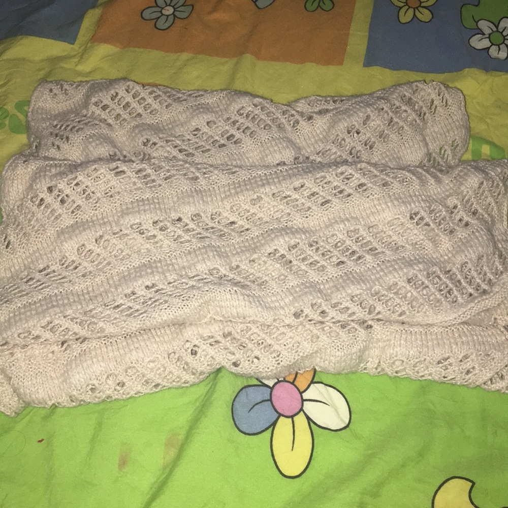 Fashionable nude scarf with holes
